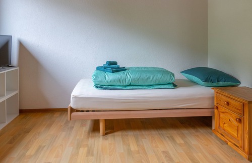 Jenaz Bed & Breakfast | Chrona Bed & Breakfast