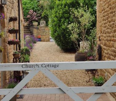 Longborough Apartment | Church Cottage Barn