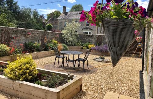 Lydford-on-Fosse House | Church Farm Barn Annex