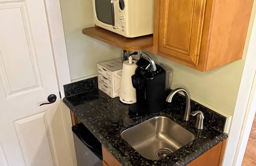 Swansboro Condo | Church Street #6 - Charming 1-bedroom condo walkable downtown Swansboro