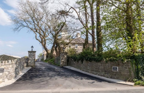 Derbyhaven Apartment | Church View, Church Farmhouse - Idyllic Countryside Getaway