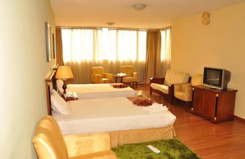 Piazza Hotel | Churchill Hotel