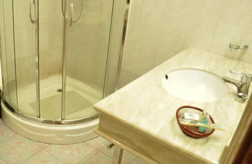 Piazza Hotel | Churchill Hotel
