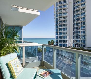 North Beach Apartment | Churchill Suites Monte Carlo Miami Beach