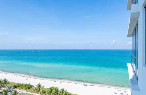North Beach Apartment | Churchill Suites Monte Carlo Miami Beach
