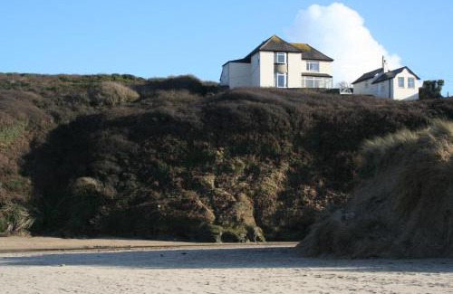 Crantock House | Chy-an-Lowena