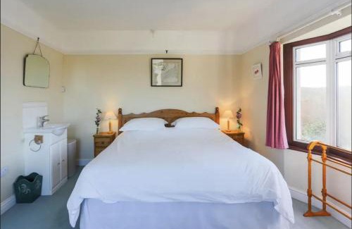 Crantock House | Chy-an-Lowena