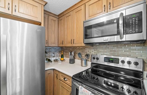 Miramar Beach Condo | Ciboney 4005 Beach service, Pet Friendly 3bed/2 bath Home away from Home