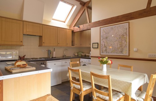 Monmouth Cottage | Ciderhouse Cottage located between Wye Valley & Black Mts with stunning views