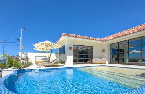 Motobu Villa | Ciel et mer SESOKO Suite シェルメール瀬底スィート