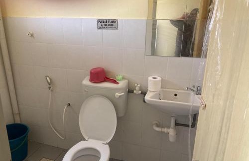 Kampung Batang Benar House | Cikgu Me Homestay