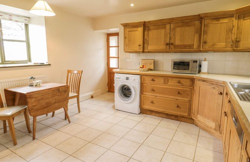 Llanfyllin Cottage | CILFACH, family friendly, luxury holiday cottage in Llanfyllin