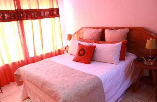 Primrose House | Cinematic Guest House where your stay makes you feel like a STAR!