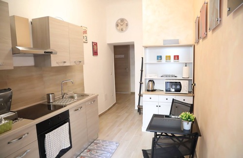 Salario House | Cinemovie Guesthouse