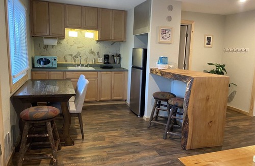 Mammoth Lakes Bed & Breakfast | Cinnamon Bear Inn