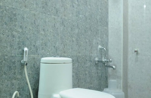Narasapura Hotel | Cinnamon Residency