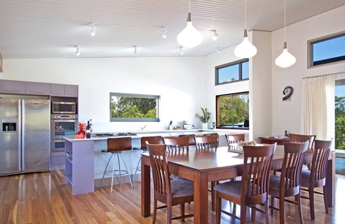 Coolangatta House | Cirrus At Kirra - Family Friendly Beach House