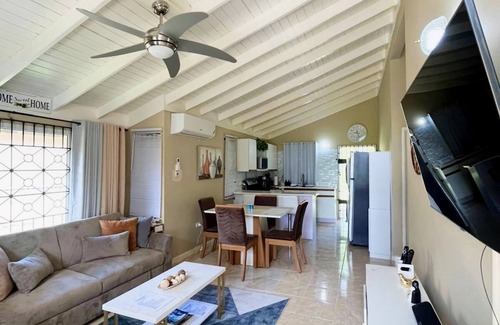 St.Bran's Burg House | CIsland 2BR home in Montego Bay with AC, WiFi Cable & all essential appliances.