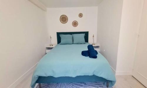 Conches-en-Ouche Apartment | Citadin Familial, WIFI HD, parking centre ville