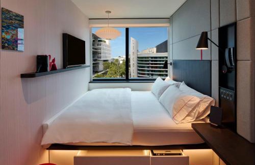 West Avenue Hotel | citizenM Miami South Beach