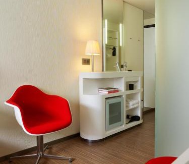 Cathedrals Hotel | citizenM Southwark Bankside