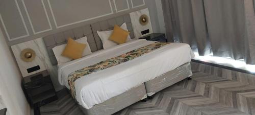 Pachmarhi Resort | Citrus Prime Hill Queen Resort