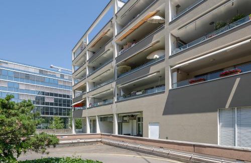 Glattbrugg Apartment | City Apartment