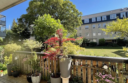 Frederiksberg C Apartment | City Apartment in Frederiksberg with 2 bedrooms sleeps 4