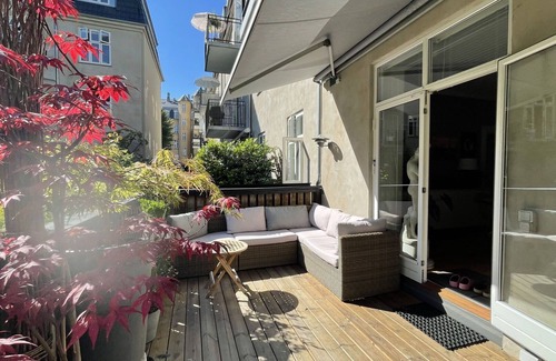 Frederiksberg C Apartment | City Apartment in Frederiksberg with 2 bedrooms sleeps 4