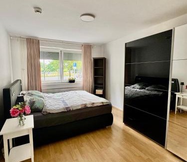 Kaiserlei Apartment | City Apartment in Offenbach am Main