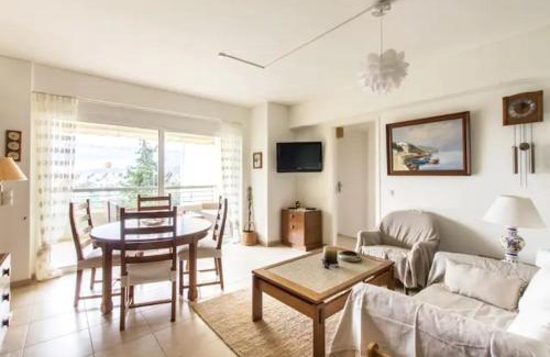 Amarousion Apartment | City apartment Mall center