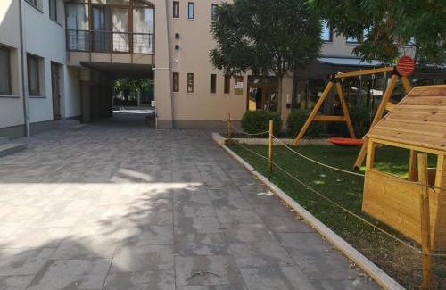Dabas Apartment | City Apartments Dabas