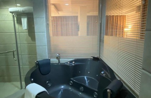 Seeb Hotel | City Center Hotel