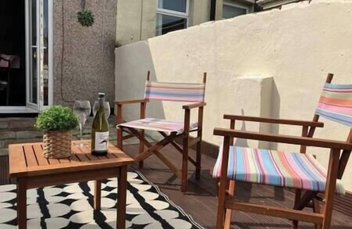 Sunderland House | City Center, near Hospital, Nissan and CrownWorks Studi