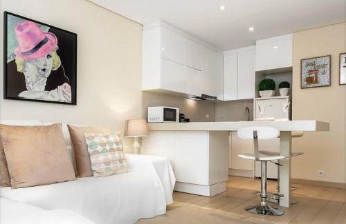 Sao Sebastiao da Pedreira Apartment | City Center With Charm