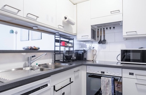 Lausanne Apartment | City central comfort