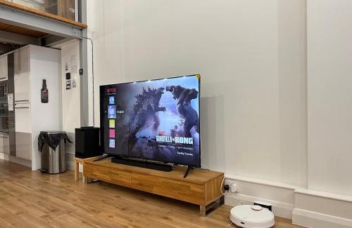 Nottingham City Centre Apartment | City Centre 3 bedrooms apartment with parking