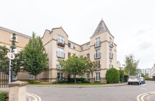 Bonnington Apartment | City Centre Apartment