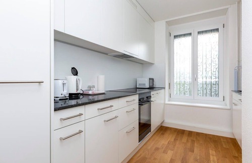 Werd Apartment | City Centre Charming & Homely 2-BR Apt- 1A