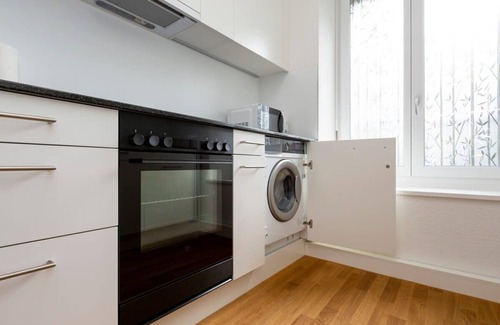 Werd Apartment | City Centre Charming & Homely 2-BR Apt- 1A