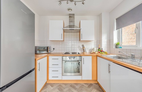 Coventry Apartment | City Centre Flat - Free Parking, Wifi & SmartTV