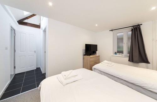 Gloucester House | City Centre Guest House - Gloucester Park