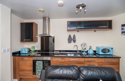 Bradford Apartment | City Centre Location-Family Friendly-Free Parking