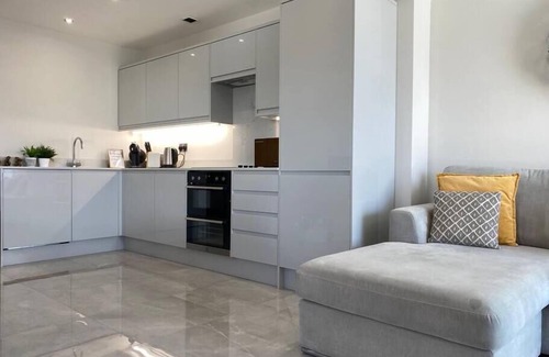Cardiff City Centre Apartment | City Centre Luxury Apartment with FREE parking