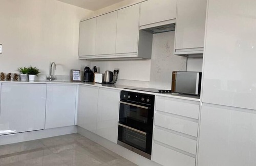 Cardiff City Centre Apartment | City Centre Luxury Apartment with FREE parking