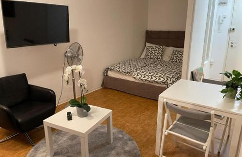 Vorstadte Apartment | City Centre Studio