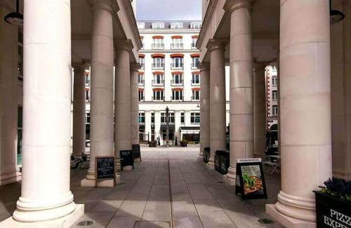 Cathedral Quarter Apartment | City centre Top floor apartment in Belfast city centre