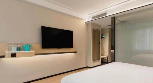 Changzhou District Hotel | City Comfort Inn Wuzhou Municipal Square