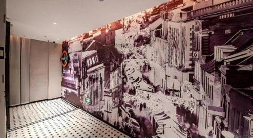 Yufeng District Hotel | City Comfort Premier Hotel Liuzhou Wuxing Pedestrian Street Jinggu Building