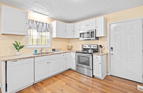 Atlanta House | City Convenience Meets Comfort